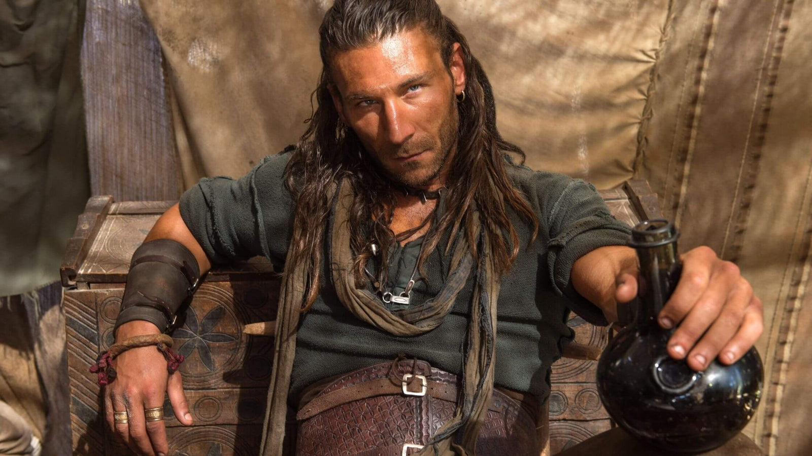 Pourquoi les pirates portent-ils des boucles d'oreilles ?