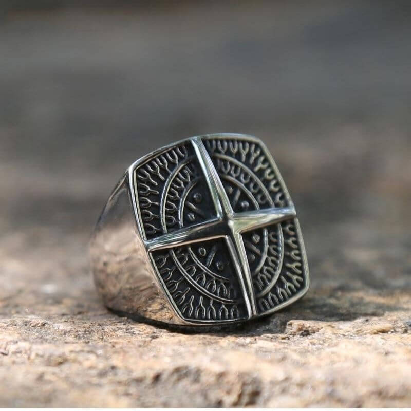 anneau-pirate-boussole-viking