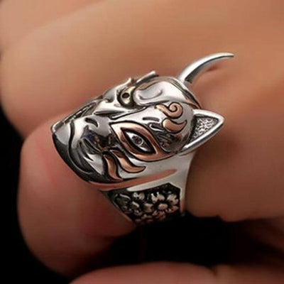 bague-diable-main