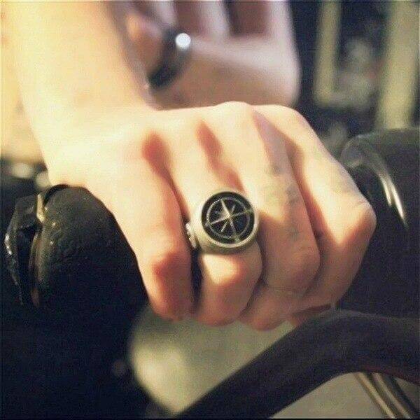 bague-pirate-boussole-marine-biker