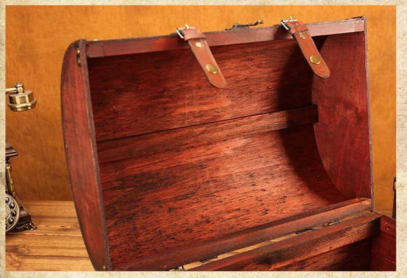 coffre-pirate-petit-ouvert