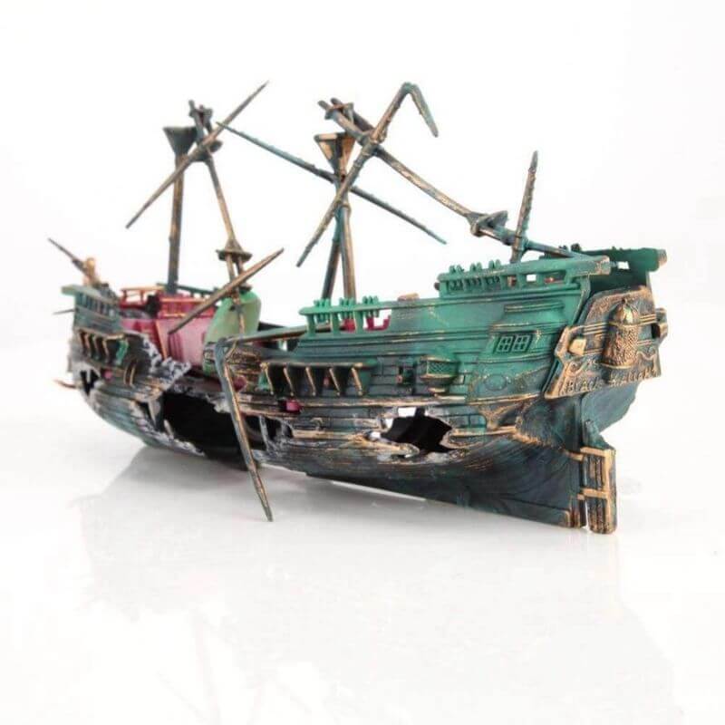 decoration-aquarium-bateau-pirate-arriere