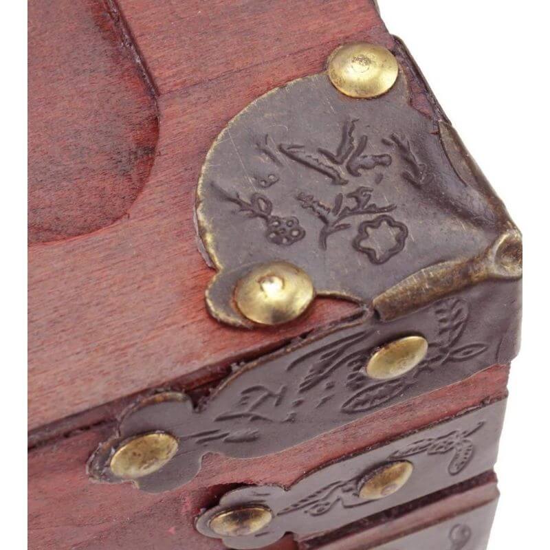 malle-pirate-details