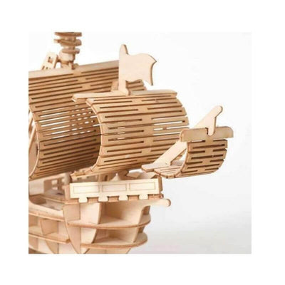 maquette-bateau-pirate-en-bois-voile